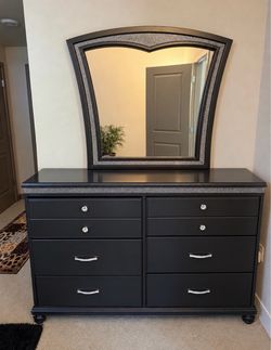 Bedroom set