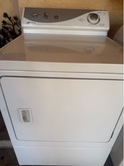 Maytag Heavy Duty Electric Dryer – 7.1 cu ft