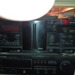 FISHER CD PLAYER WITH MARANTZ STEREO RECEIVER 