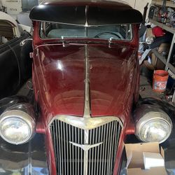 1937 Chevrolet Master Deluxe..