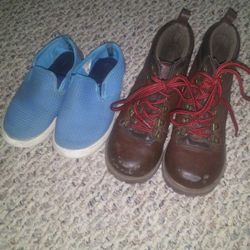 Boys Shoes Size 11/12