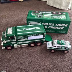 Hess Police Truck And Cruiser 2023
