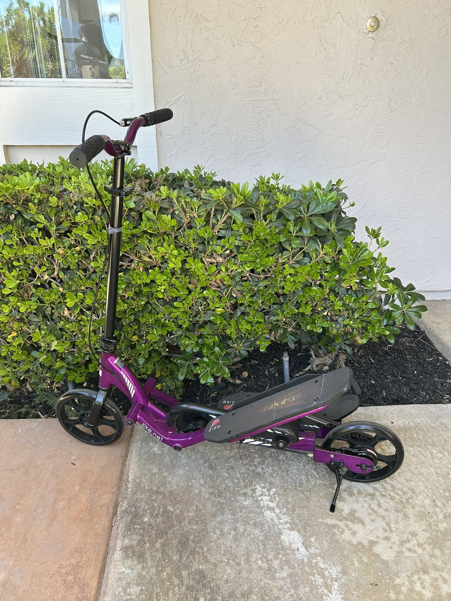 Zike Flyby Bike Scooter Stepper