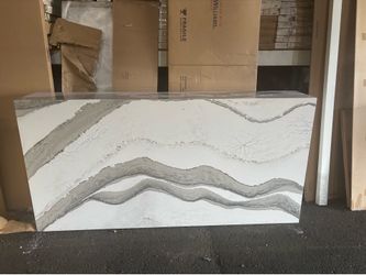 Countertop front door desk
