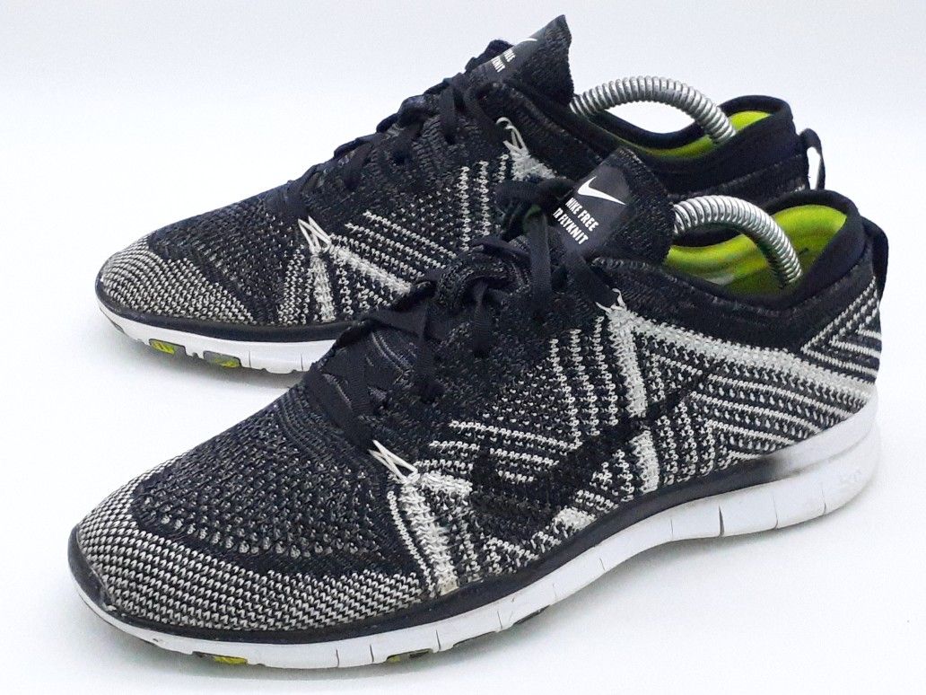 Nike Free TR Flyknit Running 5.0 Black/White Oreo 718785-004 Womens Size US 7