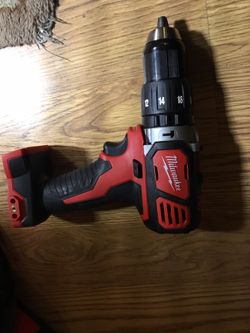 Milwaukee M18 NEW Hammer drill! Only 35 mañana 💥💥💥. Check all my Milwaukee TOOL Deals this Weekend Only 💥💥💥⌛️👍🏽👍🏽
