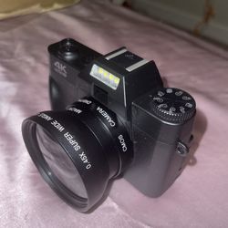 4K Ultra HD Digital Camera – Like New! Perfect for Beginners & Creators