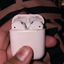AirPods For Sale 80 For Both Or Throw Offer