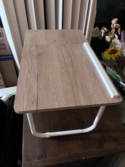 Laptop table for lap