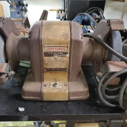 CRAFTSMAN BENCH GRINDER AND WHEELS