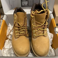 Wheat timberland Boots Kids Size 10
