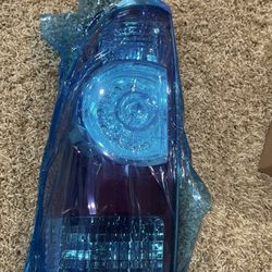 Toyota Tacoma 2005 -2015 Driver Side Tail Light