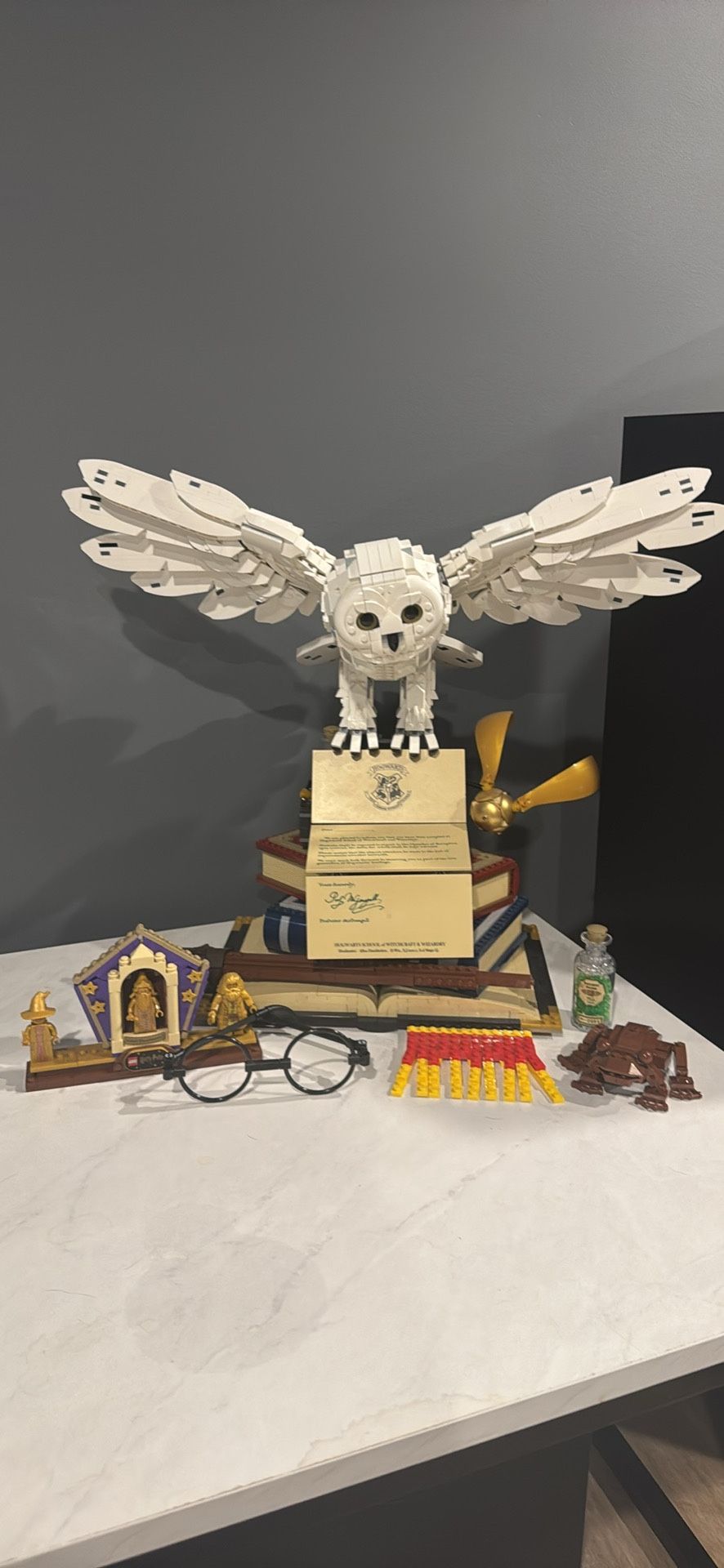 LEGO Harry Potter Hogwarts Icons Set 100% Complete Including Original Box And Manual