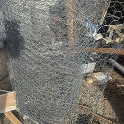 Roll Of Chicken Wire 3 Feet Tall X Approximately 30 Feet Long