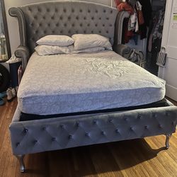 Upholstered Queen Bed And Queen Mattress 