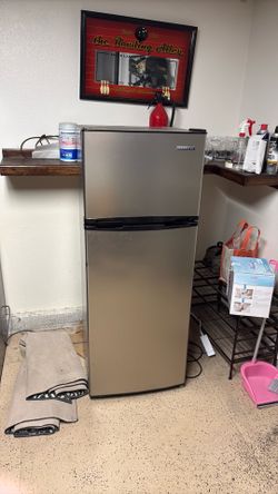 Thompson fridge