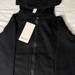 Size 4 Lululemon Scuba