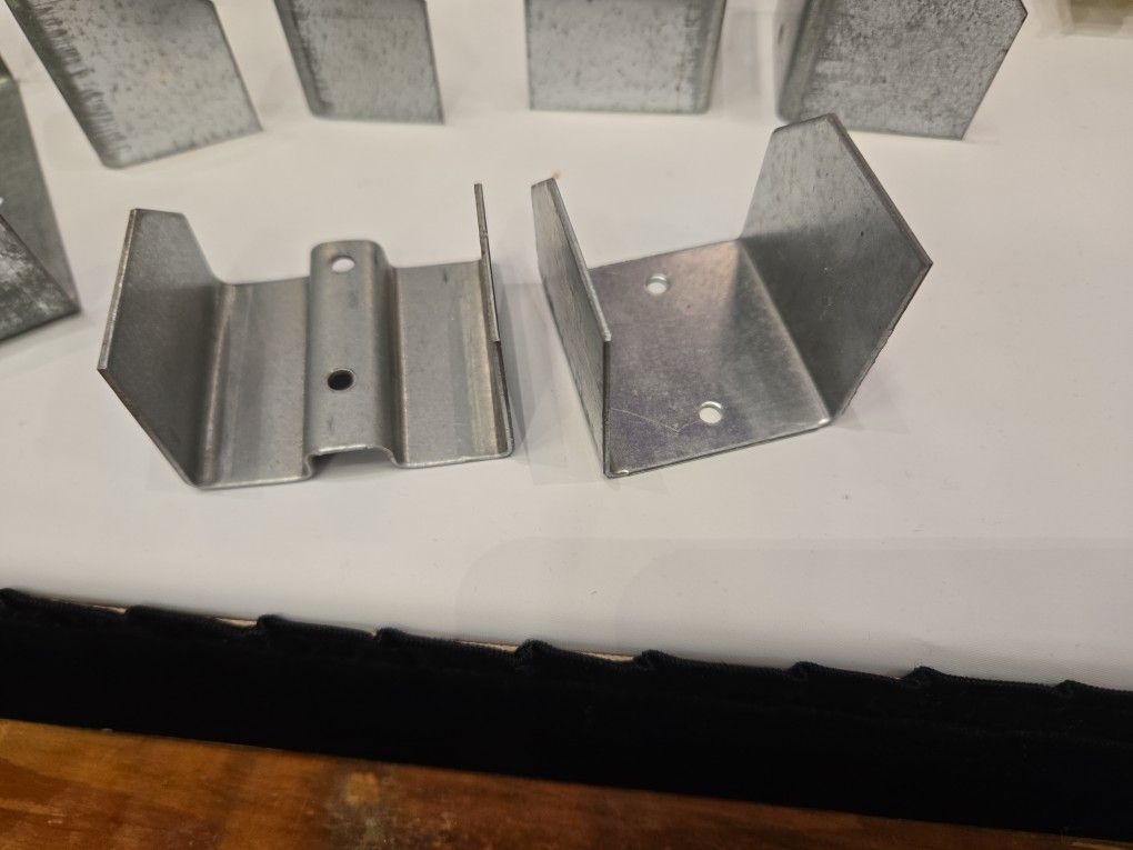 W Clips U Clips For Bee PALLETS
