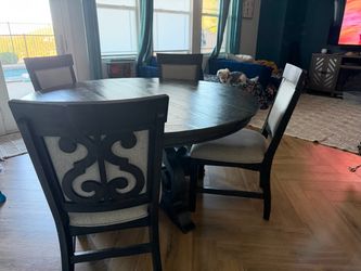 Dark Wood Round Dining Table with 4 Chairs