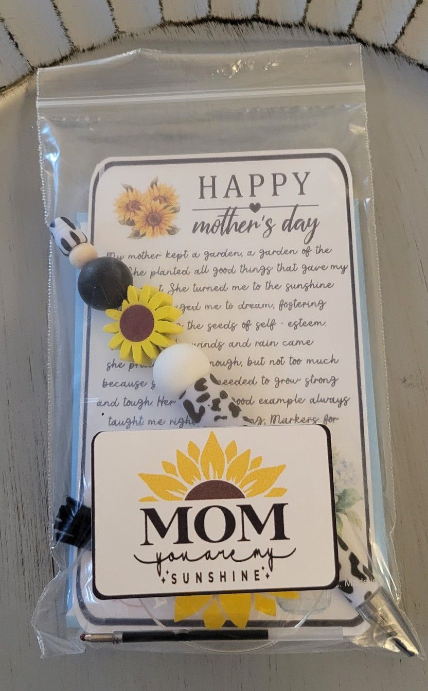 Mothers Day Gift Pen And Keychain