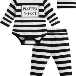 BABY PLAY PEN COSTUME. $17 OBO  3-6 Month Its A Stretch Material 