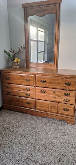 Dresser