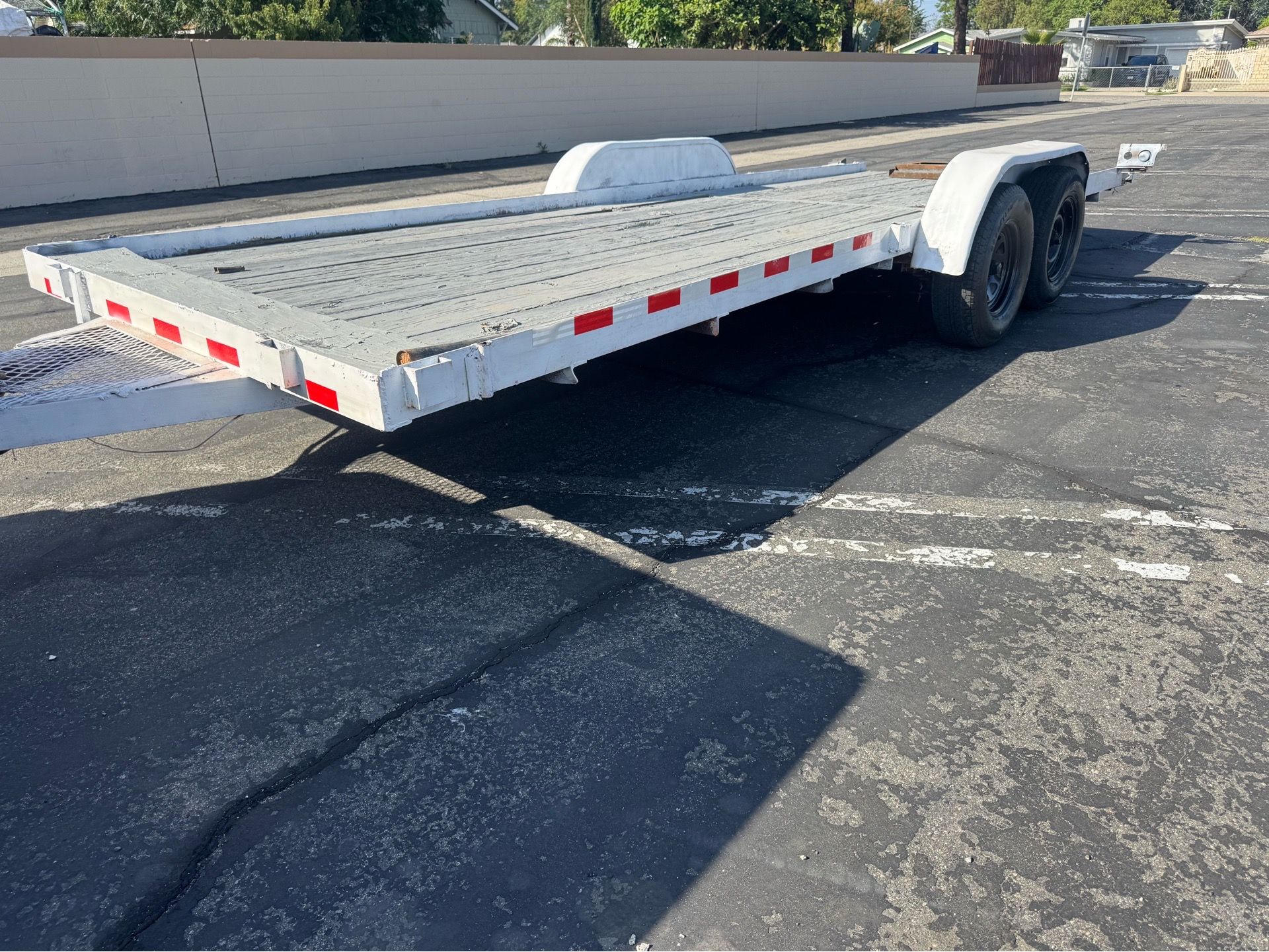 20 foot car hauler clean title in hand permanent plates