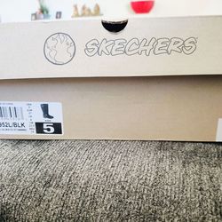 Girls Sketchers boots