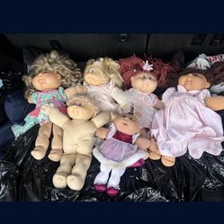 Cabbage Patch Dolls Vintage)