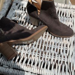 Boots Exptress Size 10