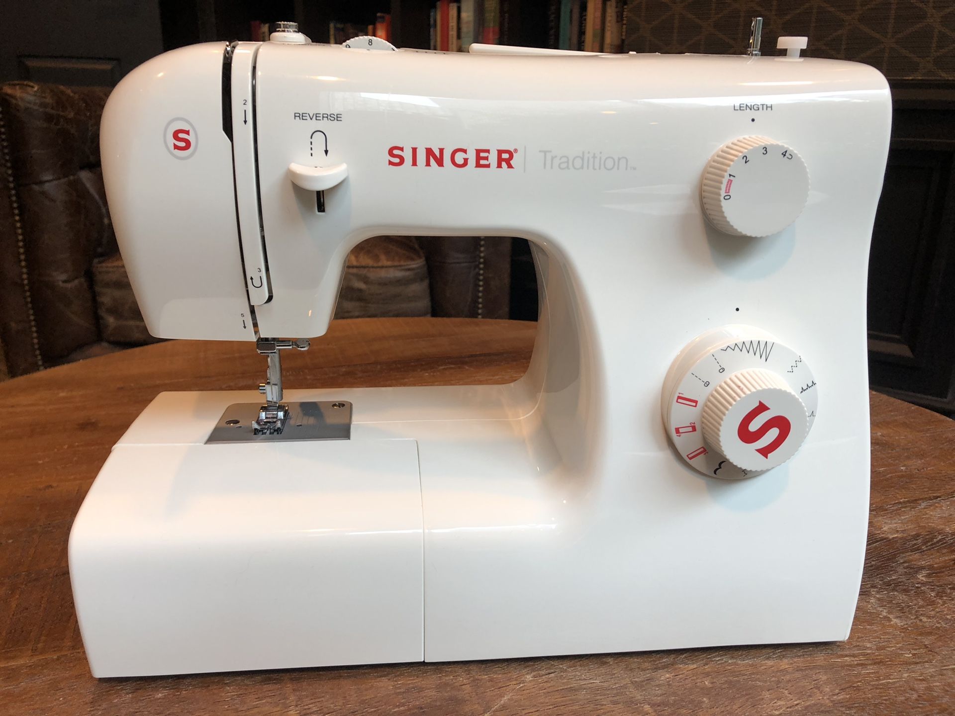 Singer Tradition 2250 Sewing Machine for Sale in Seattle, WA OfferUp