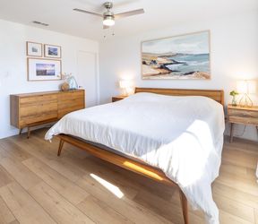 Casper California King Mattress + 2 Pillows
