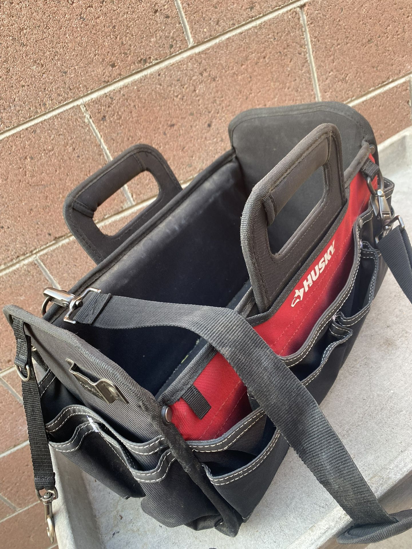 Husky Tool Bag 16”