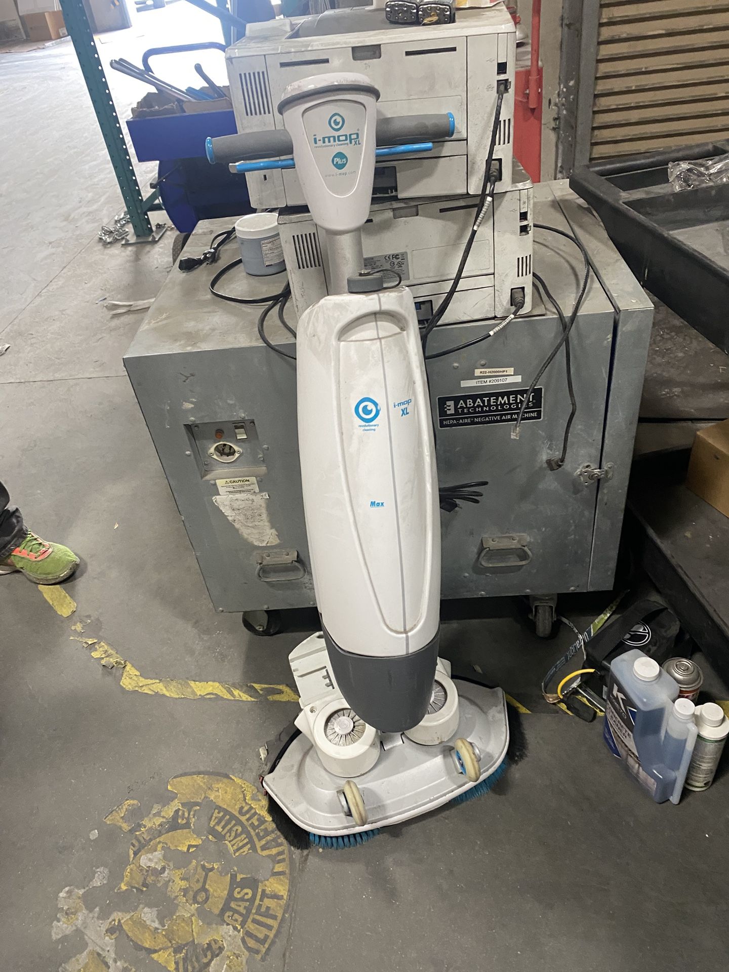 Scrubber For Hardwood Floors