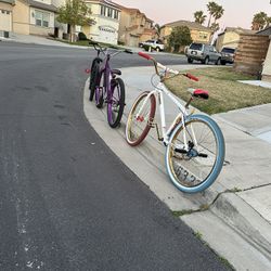 Throne Foos Gone Wild TRADE