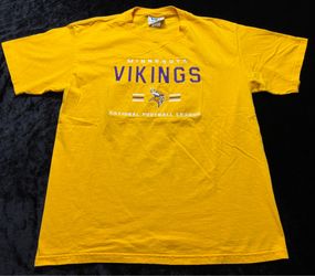 Men Large Vintage 90s Minnesota Vikings Lee Sport Embroidered Yellow T-Shirt
