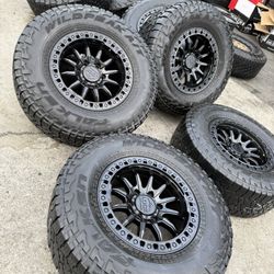 Vendo Set De Llantas Nuevas 17x9 De Ancho De 6-139.7 Lugs Con Llanta S285/70/R17 Bfgoodrich 🚀☎️🇺🇸