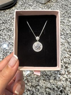 Moissanite 2 CT Necklace (New) 