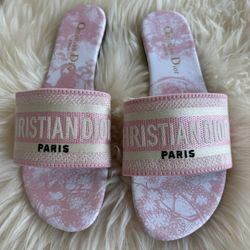 Sandals Size US9