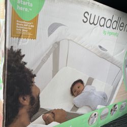 Baby Swaddle Me Bassinet