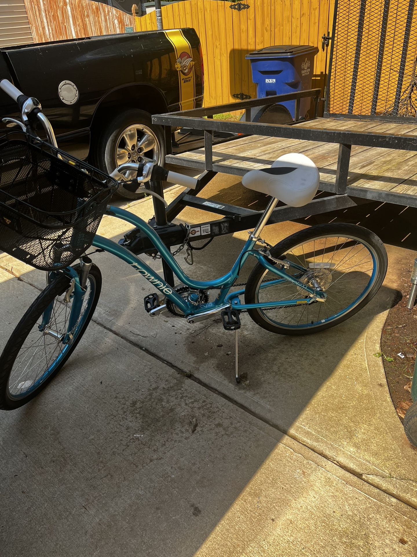 Townie Bike like new