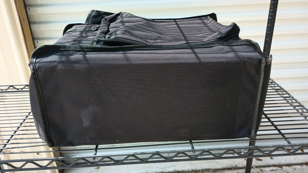  Portable 4U Rack Bag with 14" Rackable Depth soft side equipment gig bag. 