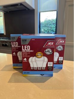 box of 4 LED 60W Non-dimmable lights