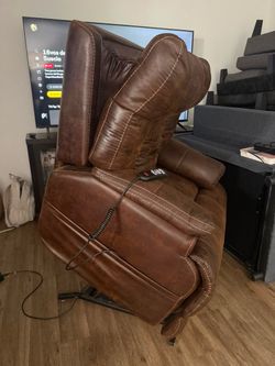 Leather lift chair