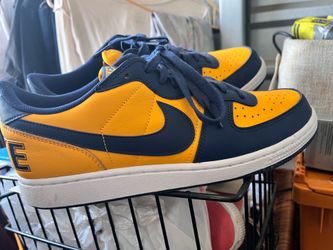 Men’s Nikes