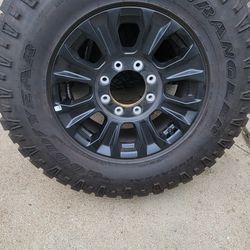 Good Year Wrangler Duratrac 