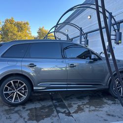 2022 Audi Q7/SUV/Grey