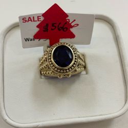 10k Gold Ring 