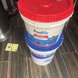 Chlorine Tabs And Pool Shock