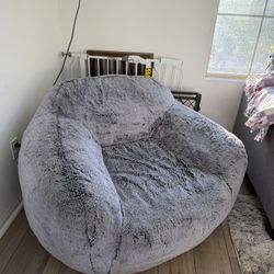 Bean Bag Chair (grey)